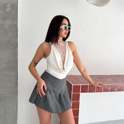 Kadın Dantel Detaylı Derin Dekolte Body Şık Kolsuz Yazlık Bodysuit - Beyaz