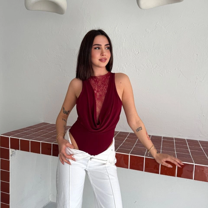 Kadın Dantel Detaylı Derin Dekolte Body Şık Kolsuz Yazlık Bodysuit - Bordo