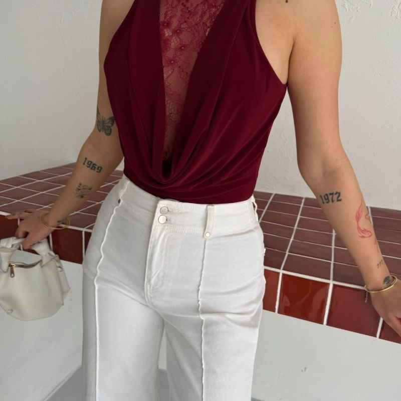 Kadın Dantel Detaylı Derin Dekolte Body Şık Kolsuz Yazlık Bodysuit - Bordo