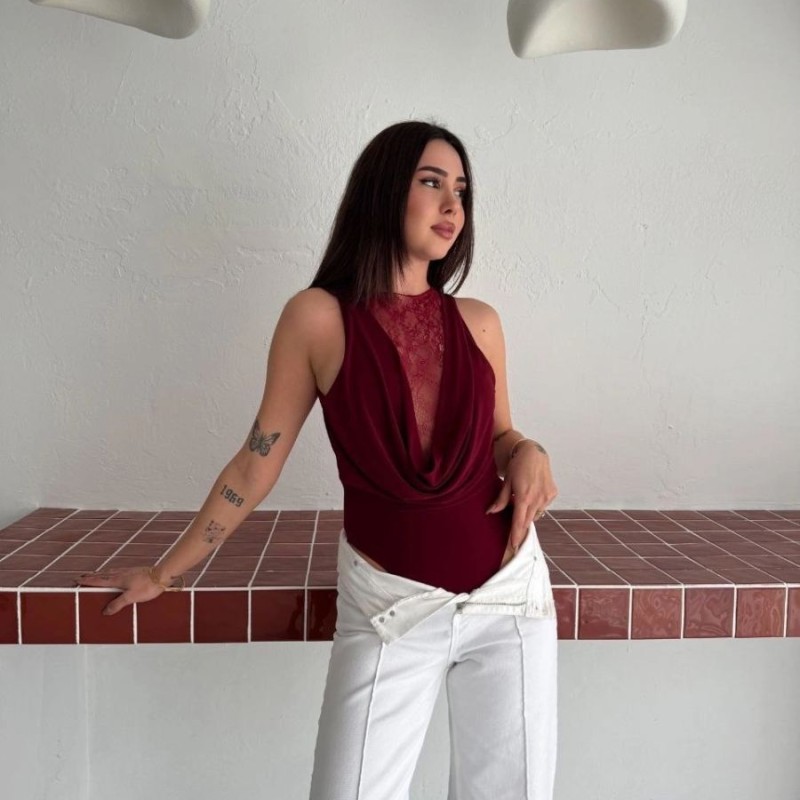 Kadın Dantel Detaylı Derin Dekolte Body Şık Kolsuz Yazlık Bodysuit - Bordo