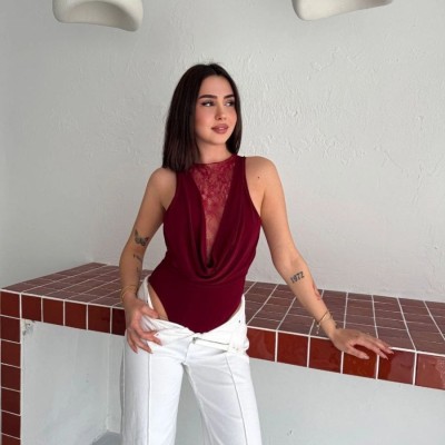 Kadın Dantel Detaylı Derin Dekolte Body Şık Kolsuz Yazlık Bodysuit - Bordo
