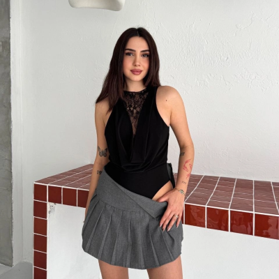 Kadın Dantel Detaylı Derin Dekolte Body Şık Kolsuz Yazlık Bodysuit - Siyah