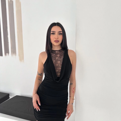 Kadın Dantel Detaylı Derin Dekolte Drapeli Mini Elbise Şık Kolsuz - Siyah