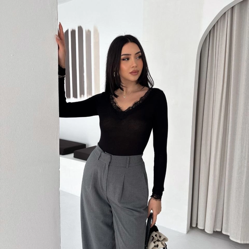 Kadın Dantel Detaylı V Yaka Arkası V Yaka Kaşmir Dokulu Uzun Kollu Bluz - Vişne Çürüğü