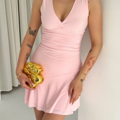 Kadın Derin V Yaka Sırt Dekolteli Mini Elbise Drapeli Şık Kolsuz - Pembe