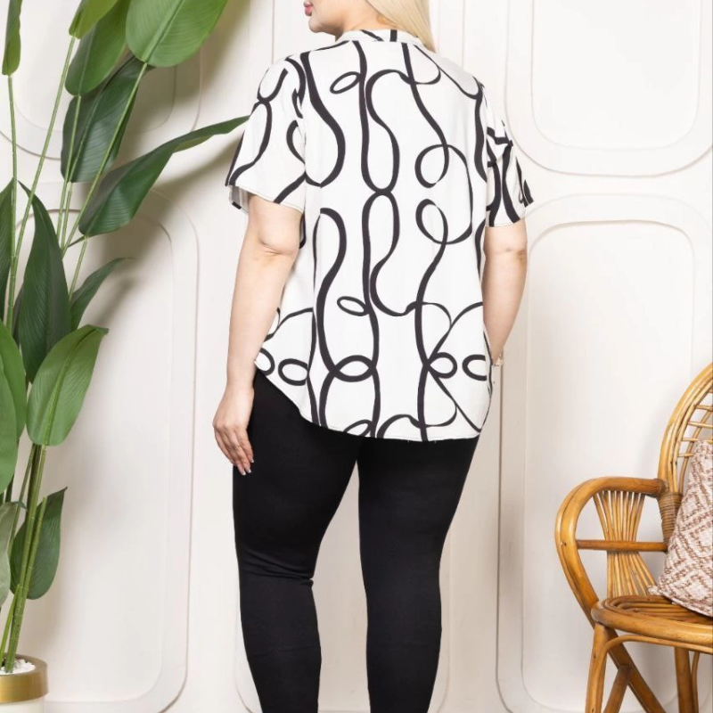 Kadın Desenli Püsküllü Viskon Bluz Bebe Yaka Battal Beden Kısa Kol