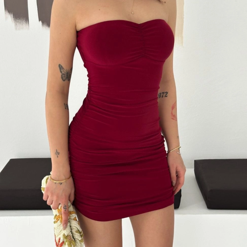 Kadın Drapeli Straplez Mini Elbise Esnek Kumaş Vücuda Oturan Gece Elbisesi - Bordo