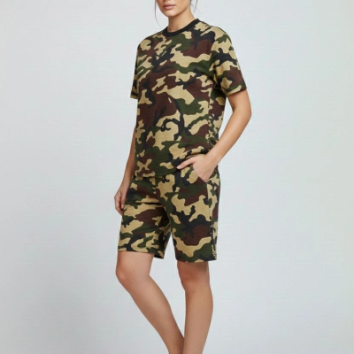 Kadın Kamuflaj Desenli Tişört Şort Takım Kesim 2’li - Kamuflaj