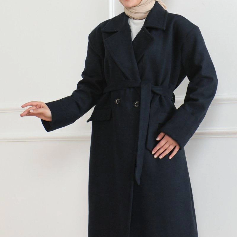 Kadın Kaşe Kaban Uzun Boy Kruvaze Yaka Kuşaklı Tesettür Kaşe Kaban Astarlı - Lacivert