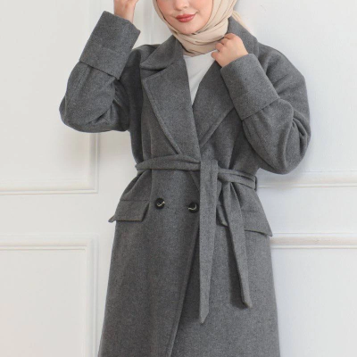 Kadın Kaşe Kaban Uzun Boy Kruvaze Yaka Kuşaklı Tesettür Kaşe Kaban Astarlı Yünlü - Gri