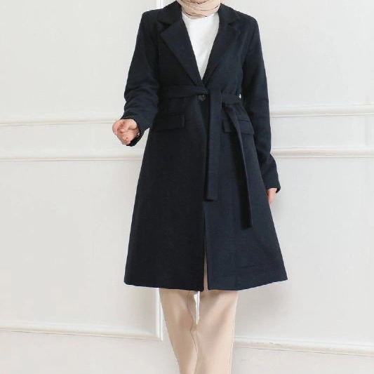 Kadın Kaşe Kaban Uzun Boy Kruvaze Yaka Kuşaklı Tesettür Kaban Astarlı Yünlü - Lacivert