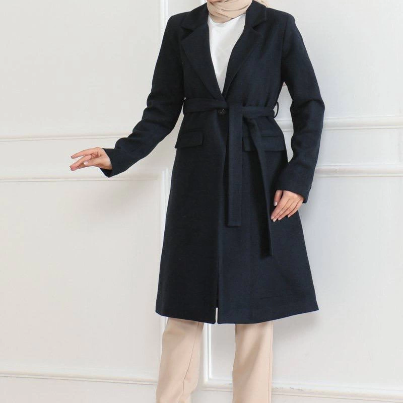 Kadın Kaşe Kaban Uzun Boy Kruvaze Yaka Kuşaklı Tesettür Kaban Astarlı Yünlü - Lacivert