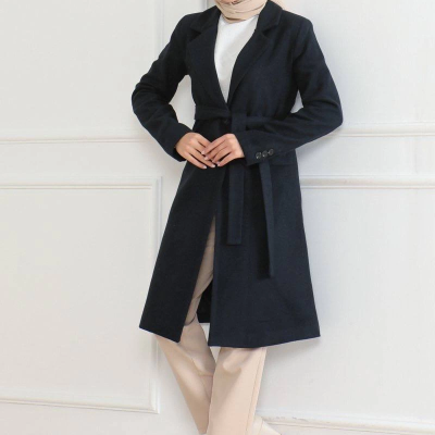 Kadın Kaşe Kaban Uzun Boy Kruvaze Yaka Kuşaklı Tesettür Kaban Astarlı Yünlü - Lacivert