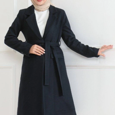 Kadın Kaşe Kaban Uzun Boy Kruvaze Yaka Kuşaklı Tesettür Kaban Astarlı Yünlü - Lacivert