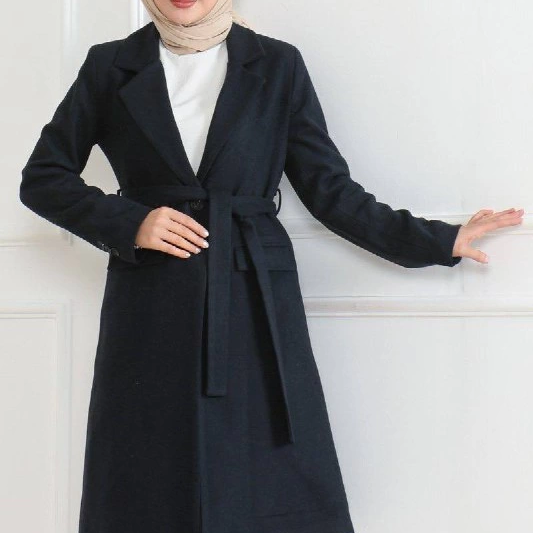Kadın Kaşe Kaban Uzun Boy Kruvaze Yaka Kuşaklı Tesettür Kaban Astarlı Yünlü - Lacivert