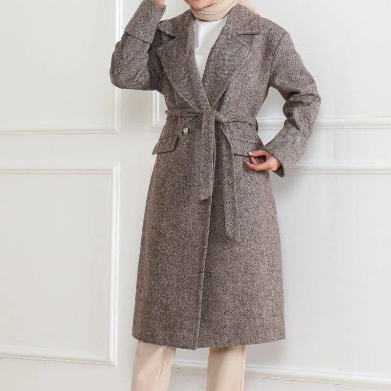 Kadın Kaşe Kaban Uzun Boy Kruvaze Yaka Kuşaklı Tesettür Kaşe Kaban Astarlı Yünlü - Vizon