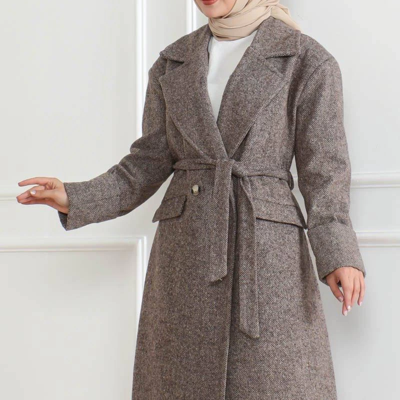 Kadın Kaşe Kaban Uzun Boy Kruvaze Yaka Kuşaklı Tesettür Kaşe Kaban Astarlı Yünlü - Vizon