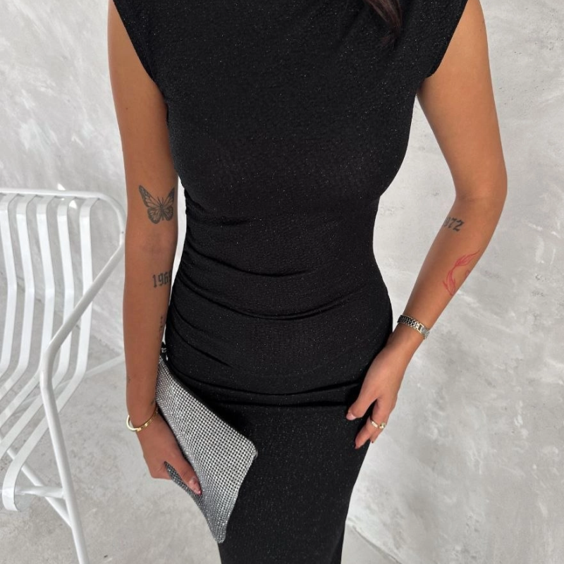 Kadın Likralı Simli Kumaş Yandan Yırtmaçlı Uzun Elbise Şık Kolsuz Abiye - Siyah