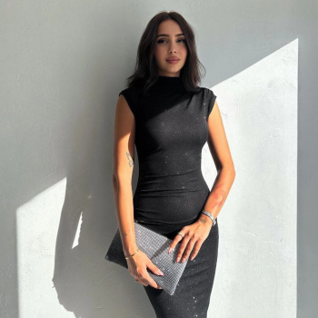 Kadın Likralı Simli Kumaş Yandan Yırtmaçlı Uzun Elbise Şık Kolsuz Abiye - Siyah