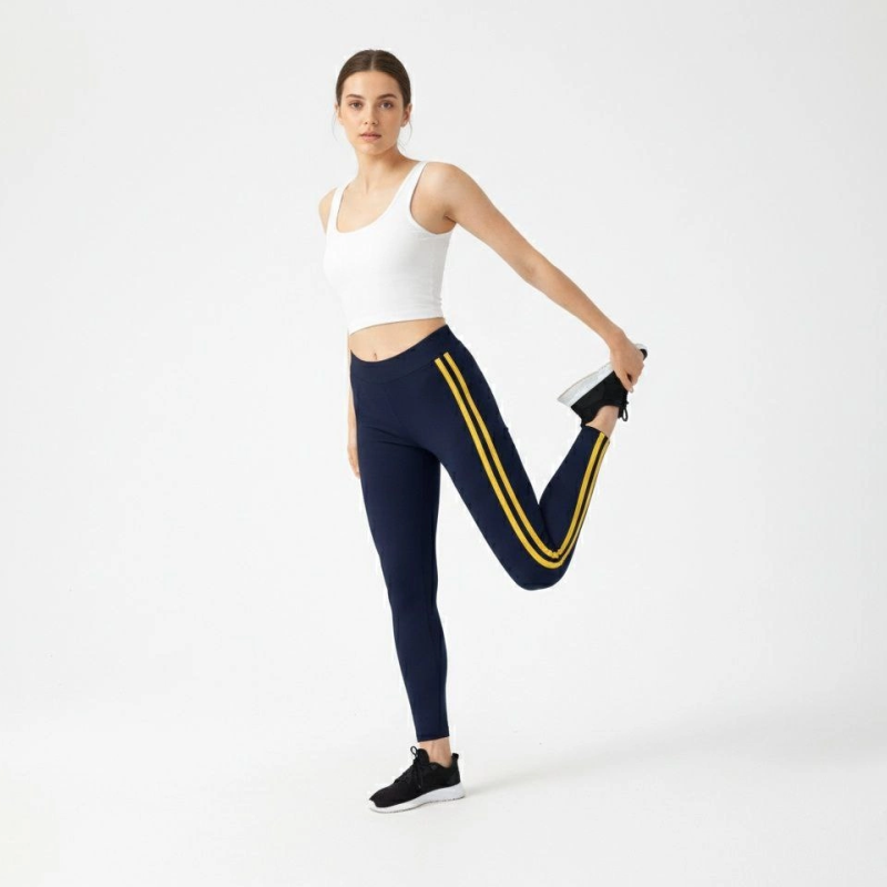 Kadın Likralı Yan Sarı Şeritli Detaylı Tayt - Siyah