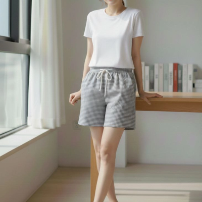 Kadın Pötikareli Şort Beli Lastikli Bağcıklı Cepli Kesim Şort - Füme