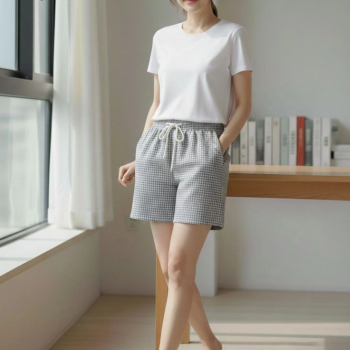 Kadın Pötikareli Şort Beli Lastikli Bağcıklı Cepli Kesim Şort - Füme