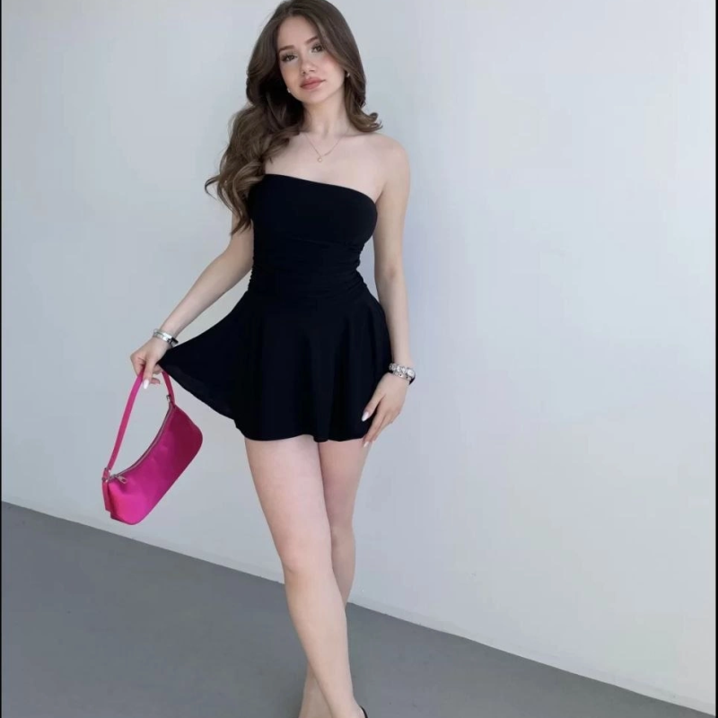 Kadın Straplez Mini Etek Görünümlü Şortlu Elbise Büzgülü Şık Yazlık - Siyah