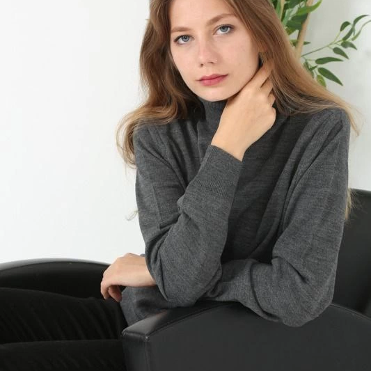 Kadın Tam Boğazlı Balıkçı Yaka Kazak Uzun Kol Düz Dokuma Triko - Füme