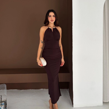 Kadın Uzun Abiye Elbise Yırtmaçlı Sırt Dekolteli Şık Gece Elbisesi - Kahverengi