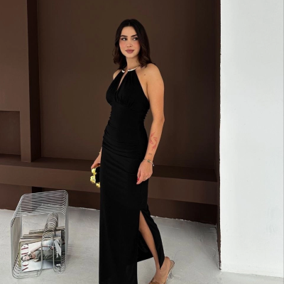 Kadın Uzun Abiye Elbise Yırtmaçlı Sırt Dekolteli Şık Gece Elbisesi - Siyah