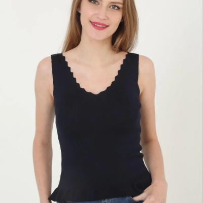 Kadın V Yaka Fırfır Detay Crop - Siyah