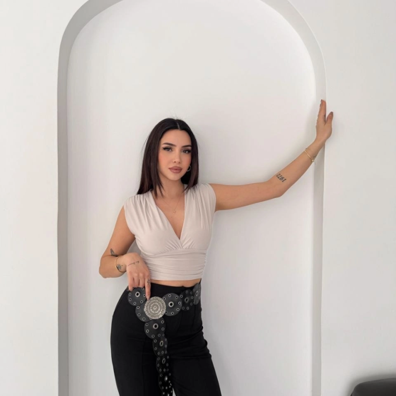 Kadın Vatkalı Kolsuz V Yaka Drapeli Crop Bluz Likralı Fit - Boyalı Gri