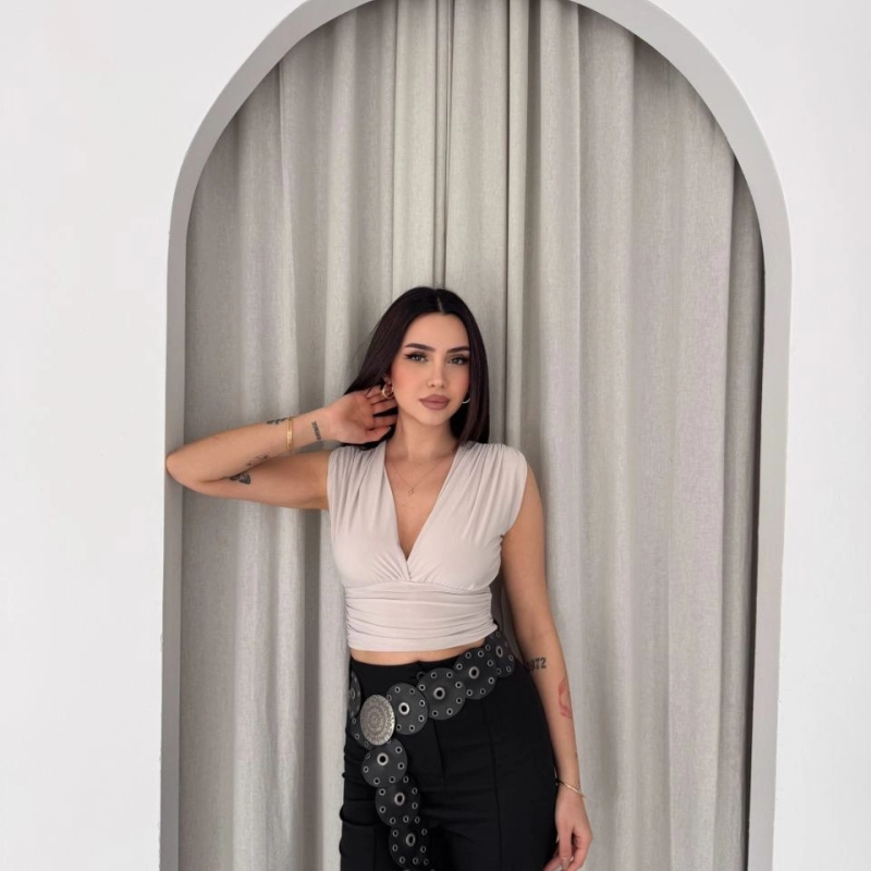 Kadın Vatkalı Kolsuz V Yaka Drapeli Crop Bluz Likralı Fit - Boyalı Gri