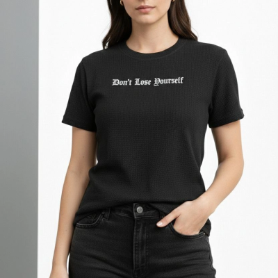 Kadın Wafıl Kumaş Tişört Regular Kalıp Bisiklet Yaka Baskılı T-Shirt - Siyah