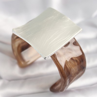 Kahverengi Mermer Desen Akrilik Plastik Gümüş Kare Plaka Model Vintage Kadın Bilezik