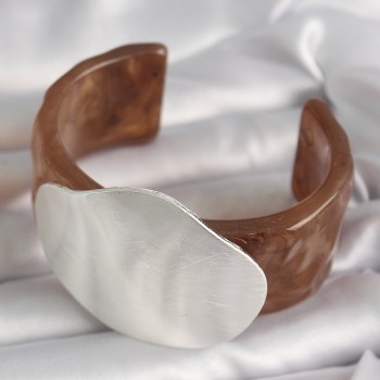 Kahverengi Mermer Desen Akrilik Plastik Gümüş Plaka Model Vintage Kadın Bilezik