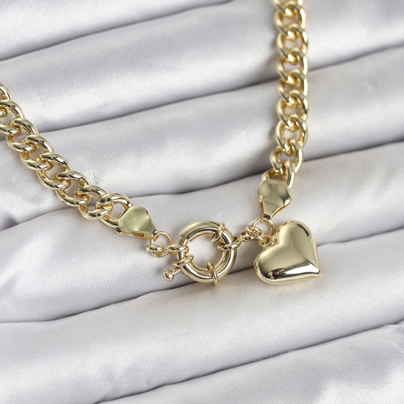 Kalp Detaylı Gold Renk Pirinç Kadın Kolye