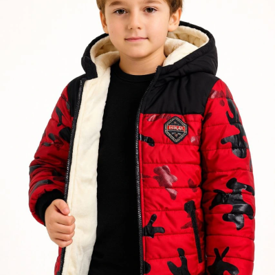 Kamuflaj Desenli Mont İçi Sıcak Tutan Pelüş Astarlı, Kapüşonlu, Fermuarlı Kışlık Su İtici Şişme Mont - Kırmızı