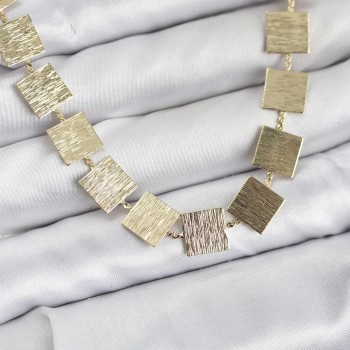 Kare Plaka Model Gold Renk Kadın Kolye