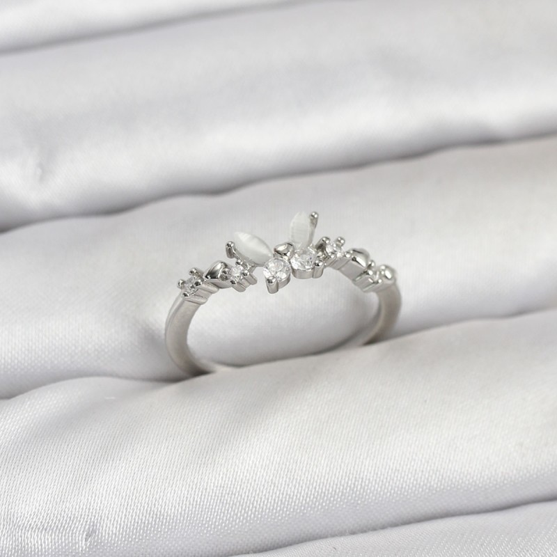 Kelebek Model Gümüş Renk Pirinç Kadın Yüzük