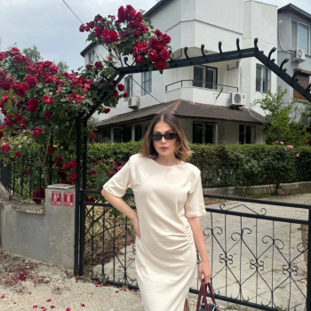 Kısa Kollu Uzun Yandan Yırtmaçlı Elbise - Bej -