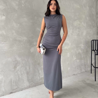 Kolsuz Yırtmaçlı Uzun maxı boy Elbise - Gri