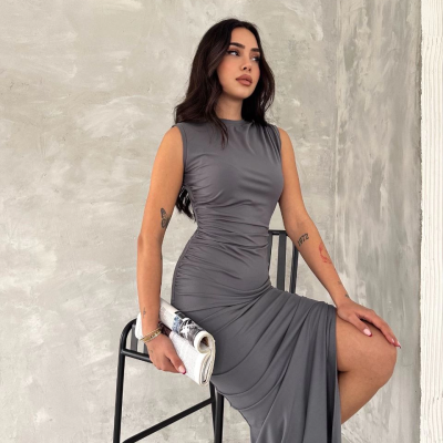 Kolsuz Yırtmaçlı Uzun maxı boy Elbise - Gri