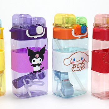 Kuromi Ve Arkadaşları Çift Bölmeli Pipetli Suluk 