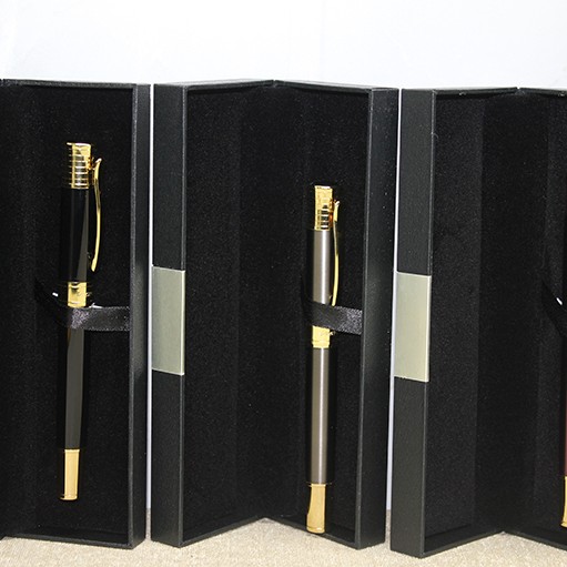 Kutulu Tekli Tükenmez Kalem Model 22