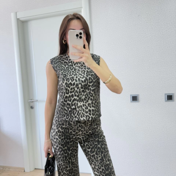 leopar desenli Düğmeli Bluzlu Pantolon İkili Takım -Leopar -