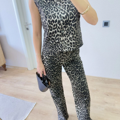 leopar desenli Düğmeli Bluzlu Pantolon İkili Takım -Leopar -