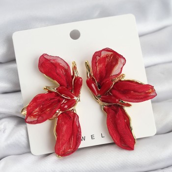 Lotus Model Kırmızı Renk Tüllü Kadın Küpe