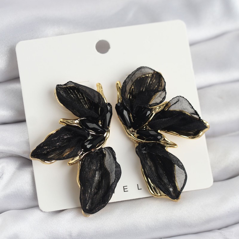 Lotus Model Siyah Renk Tüllü Kadın Küpe