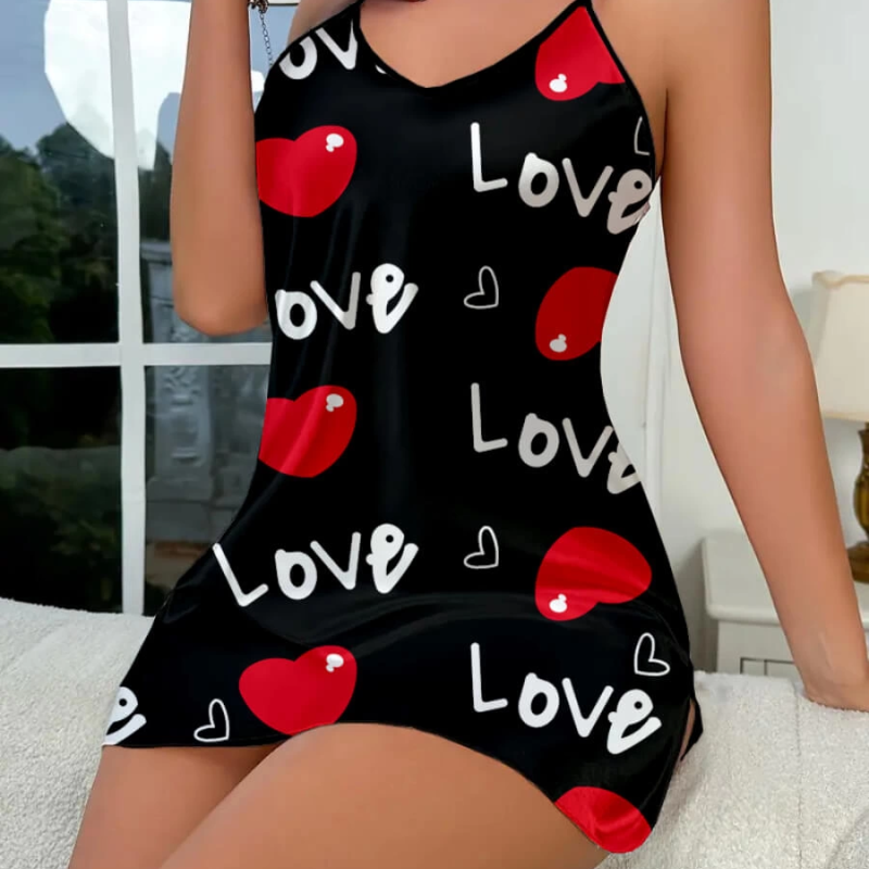 Love Desenli Siyah Saten Gecelik Siyah